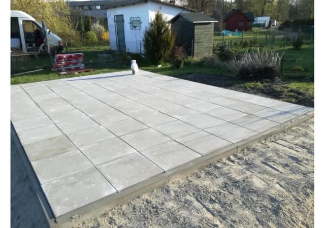Jaki fundament pod domek letniskowy drewniany? Uniknij kosztownych błędów Jaki fundament pod domek letniskowy drewniany? Uniknij kosztownych błędów