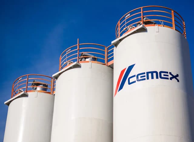 Czym się różni cement od betonu? Kluczowe różnice, które musisz znać Czym się różni cement od betonu? Kluczowe różnice, które musisz znać