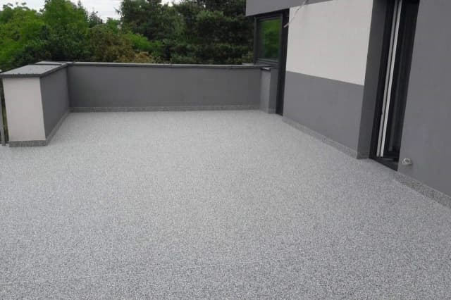 Jaki beton na balkon - wybierz trwały i odporny materiał na lata Jaki beton na balkon - wybierz trwały i odporny materiał na lata